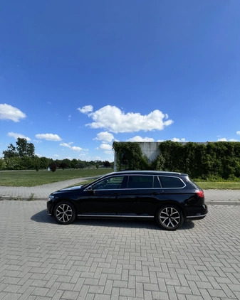 Volkswagen Passat cena 47970 przebieg: 358338, rok produkcji 2014 z Lublin małe 121